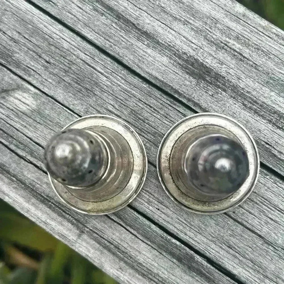 Reed and Barton Sterling Weighted and Reinforced Salt & Pepper Shakers - Picture 3 of 5